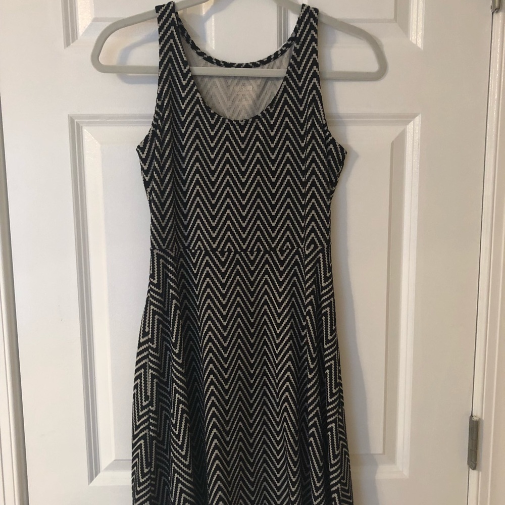 Black and white zig-zag skater dress